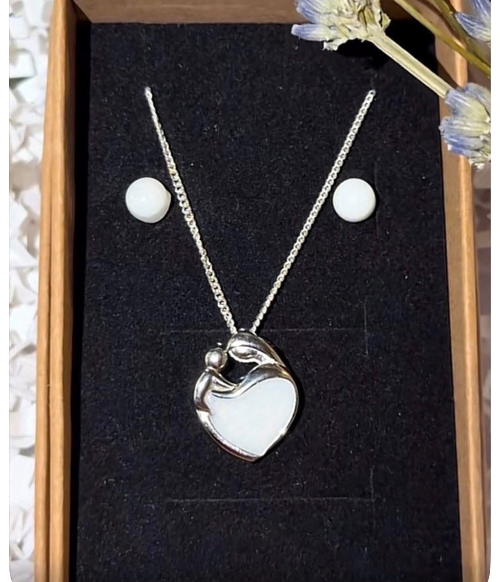 S925 mother and baby breastmilk necklace.