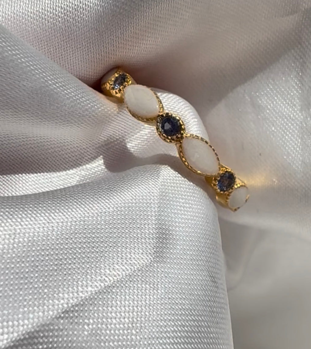 S925 gold plated breastmilk ring, with December birthstones. 